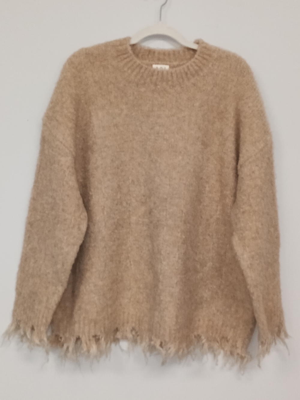 POL Camel Tan Distressed Fringe Hem Crew Neck Heavyweight Wool Blend Sweater LG